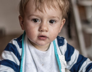 kinderfotografie, portretten, peuter, bos, kinderboerderij, fotografie